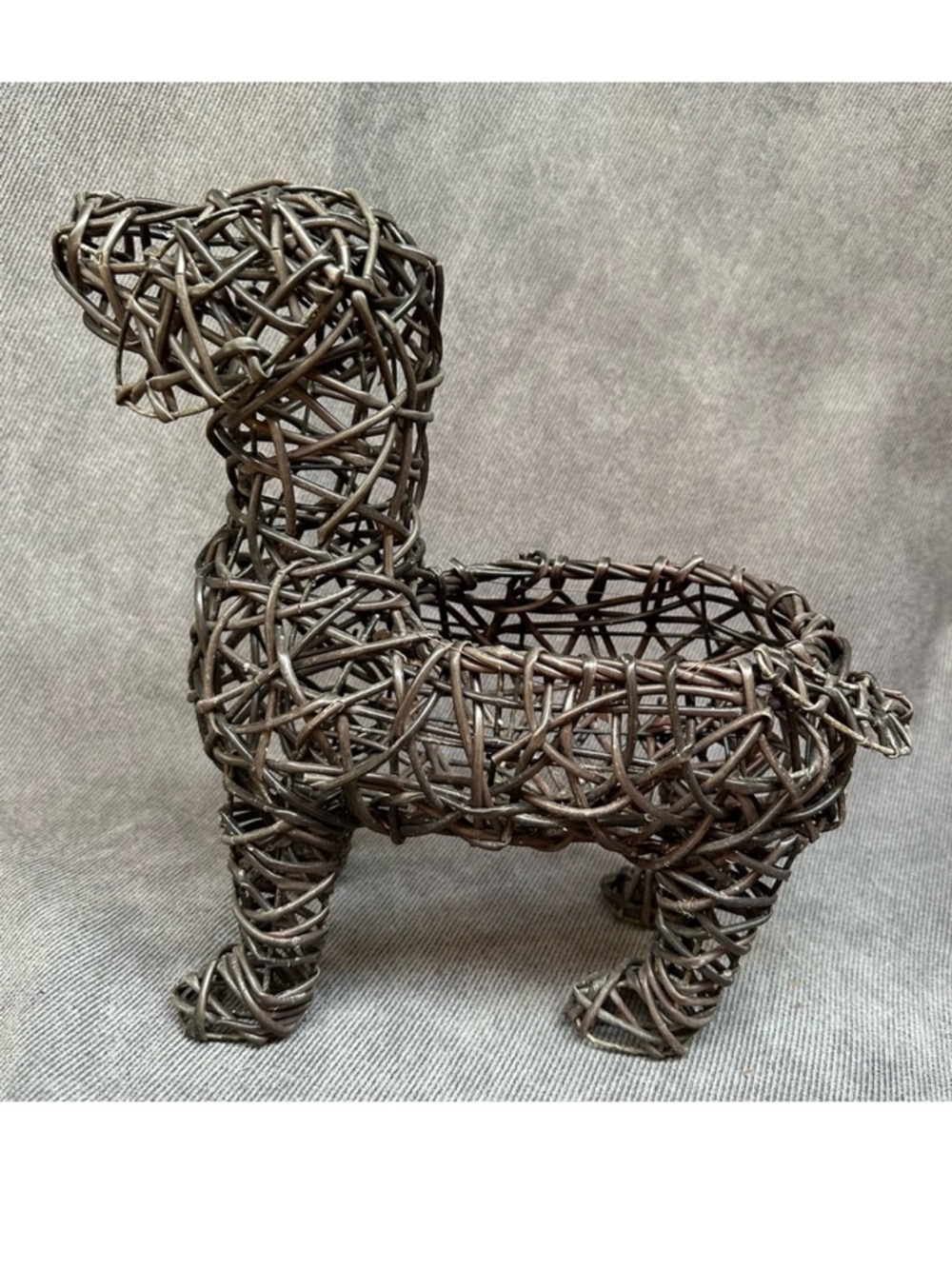 Topiary wire dog planter for plants yard decor